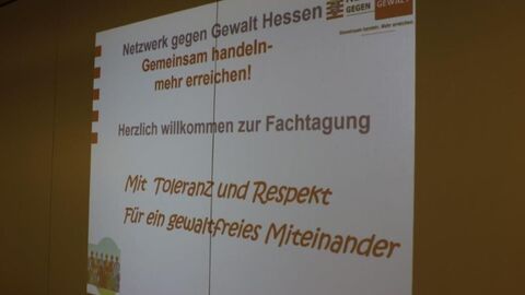 "Mit Toleranz und Respekt für ein gewaltfreies Miteinander" Bild zeigt die Begrüßungfolie der Fachtagung "Mit Toleranz und Respekt für ein gewaltfreies Miteinander"