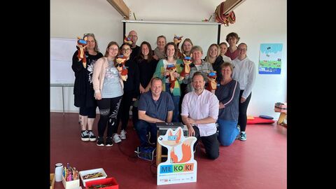 Gruppenfoto der Erzieherinnen und Erzieher der Kindertagesstätte Mäuseburg